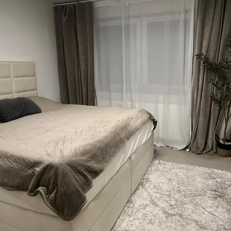Lägenhet Private